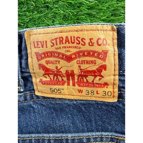 Levi’s Mens 505 Straight Jeans Blue W38 L30 Mid Rise Regular Zipper Denim Y2K - Picture 4 of 15